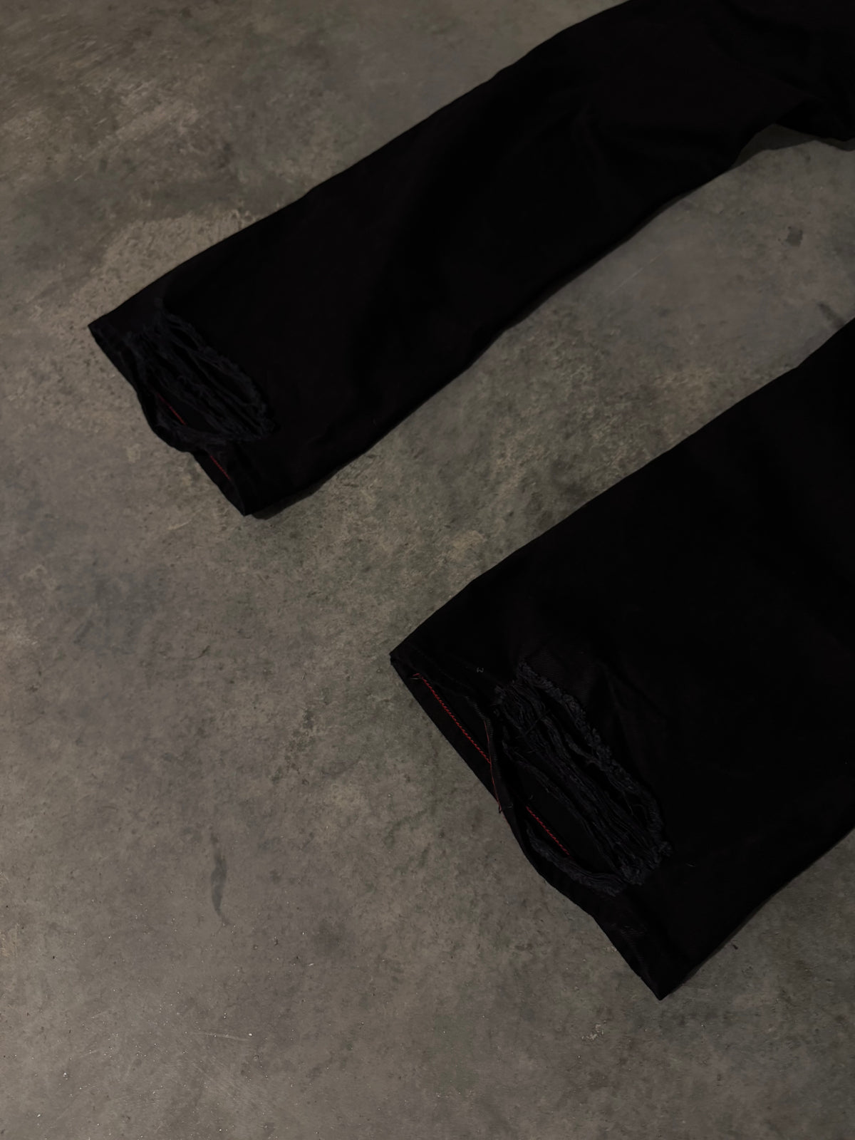 LAZY SHADOW DENIM